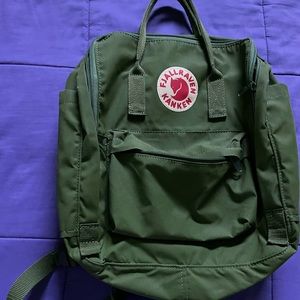 Fjallraven Kanken bag